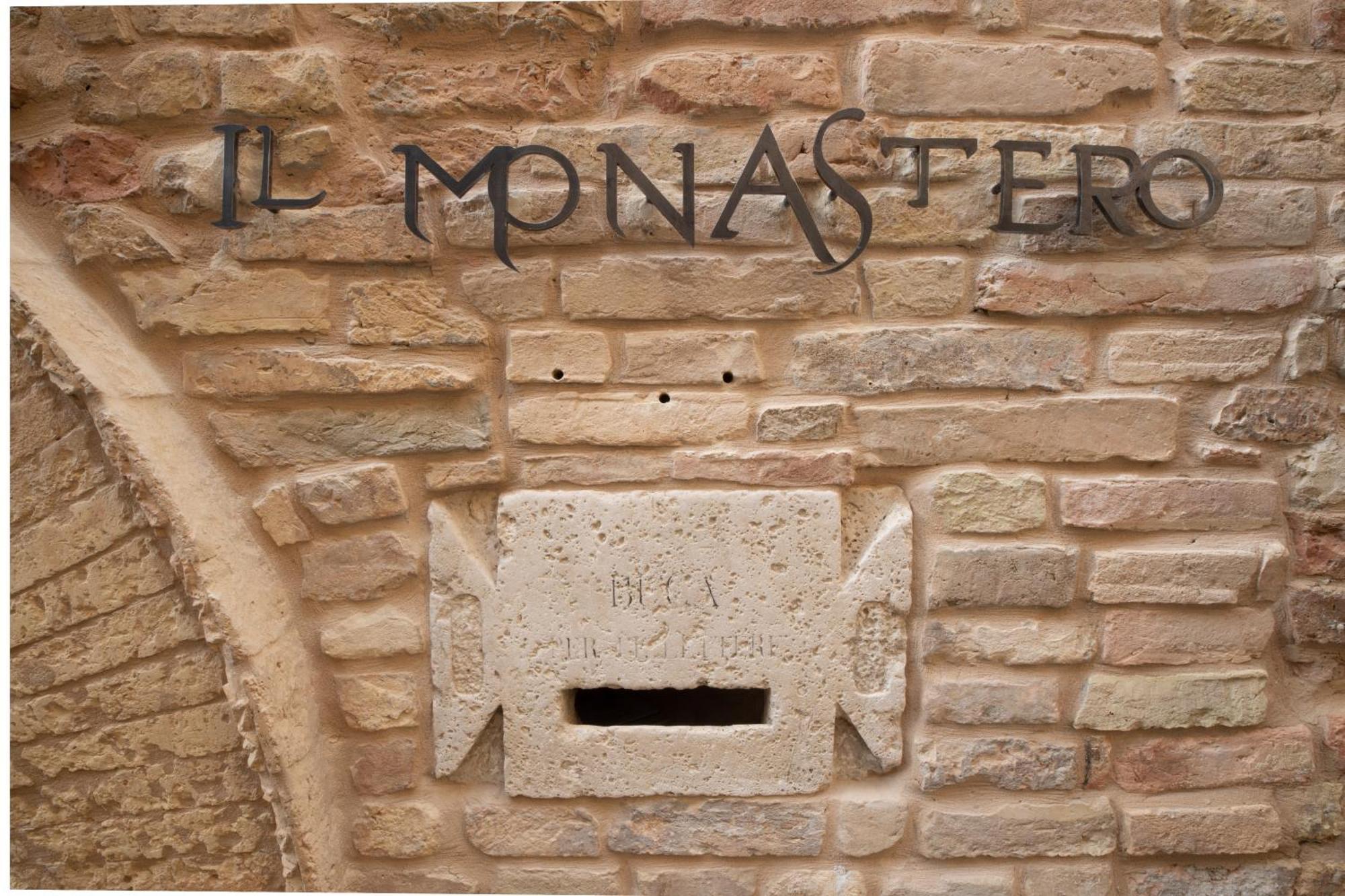 The Monastery - Unique Vacation Home Monteprandone Luaran gambar